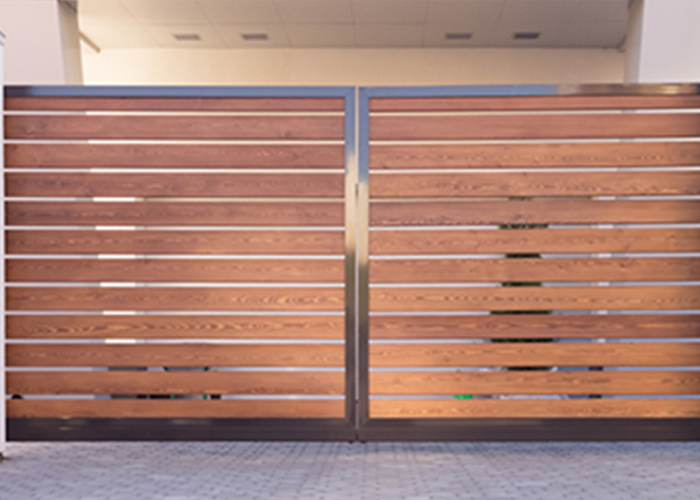 Commercial Wood Gates Repair Services